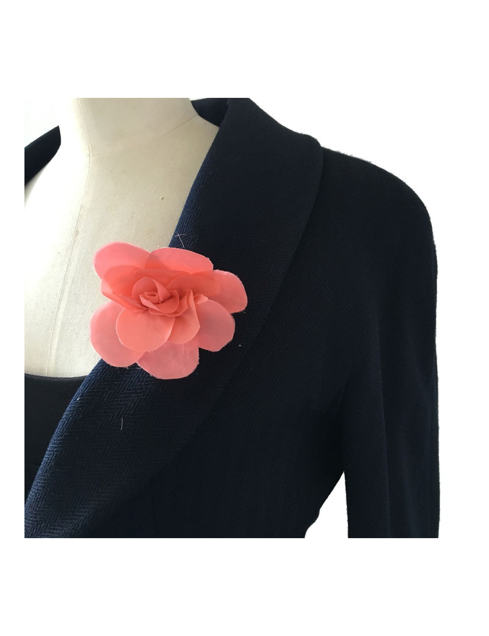 CHANEL camellia brooch in pink silk