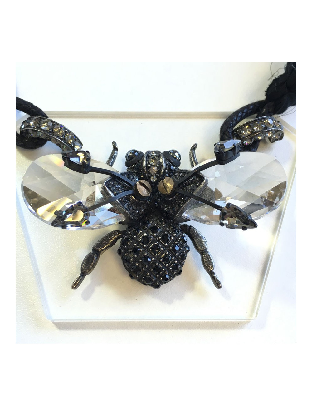 Collier LANVIN insecte en cristaux de swarovski et strass