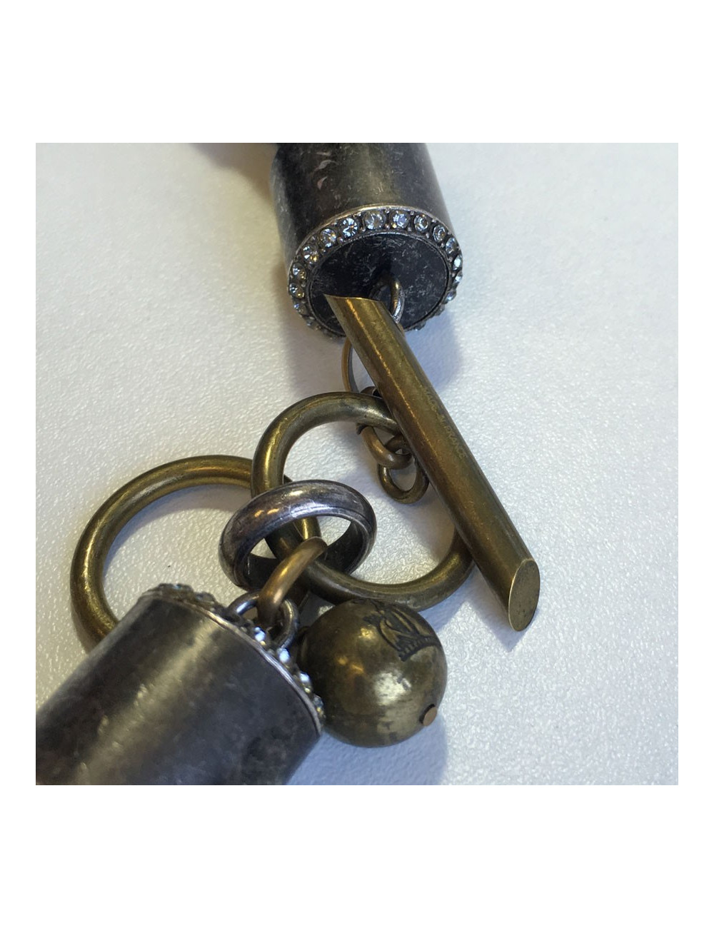 Collier LANVIN insecte en cristaux de swarovski et strass