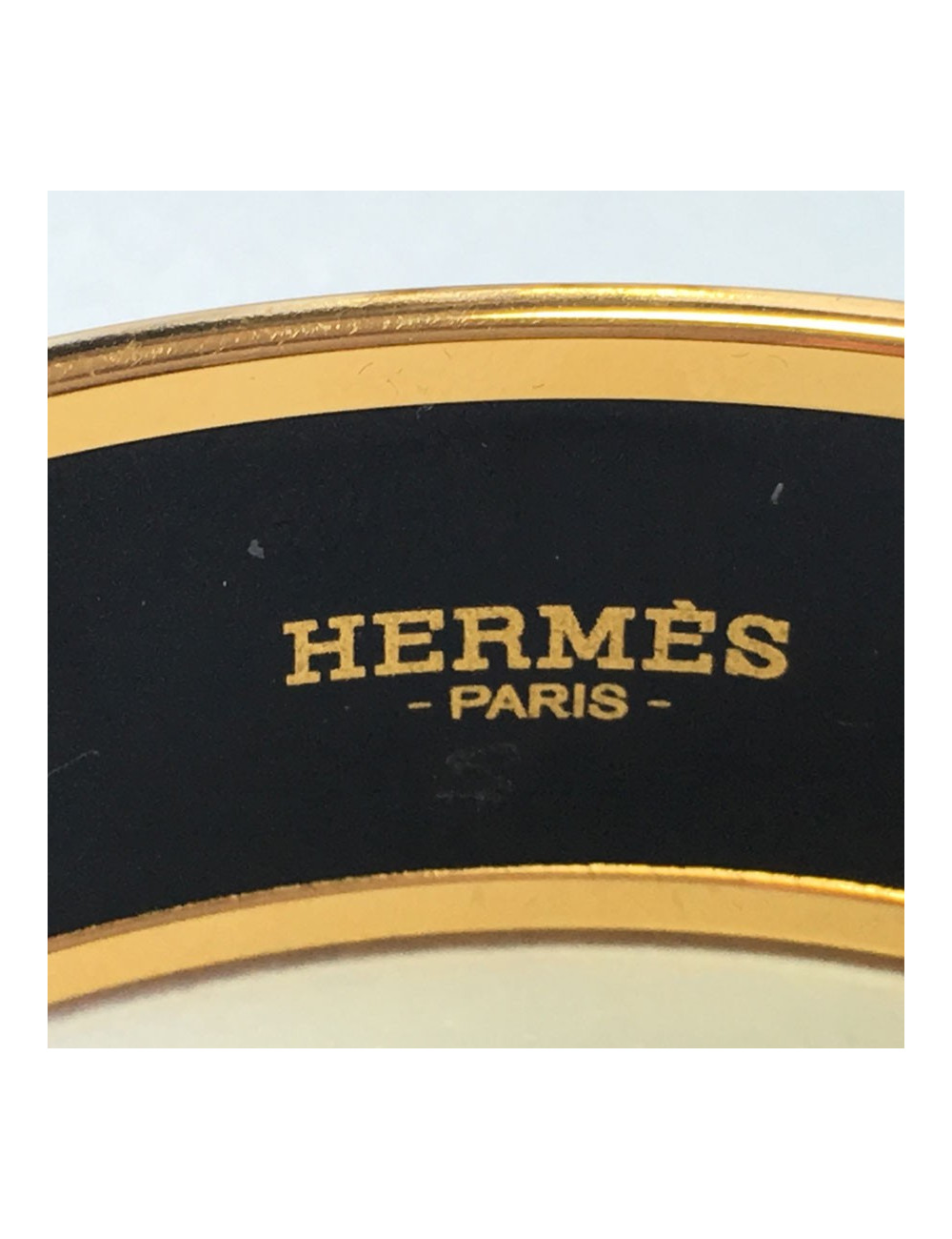 Bracelet HERMES en émail rouge bordeaux large