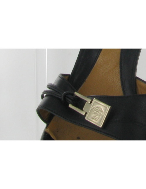 Mules T 37 GIANNI VERSACE cuir noir 