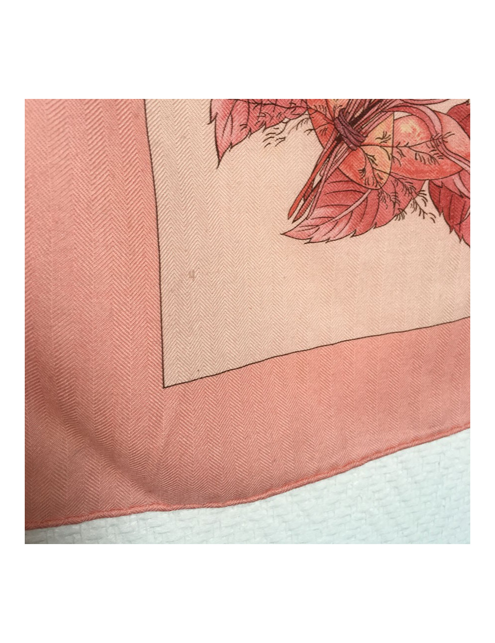 Châle "Pythagore" HERMES en cachemire et soie rose