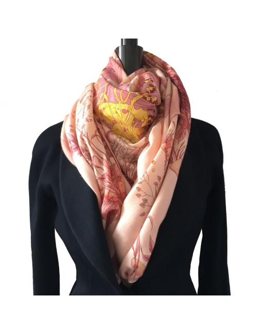 Châle "Pythagore" HERMES en cachemire et soie rose