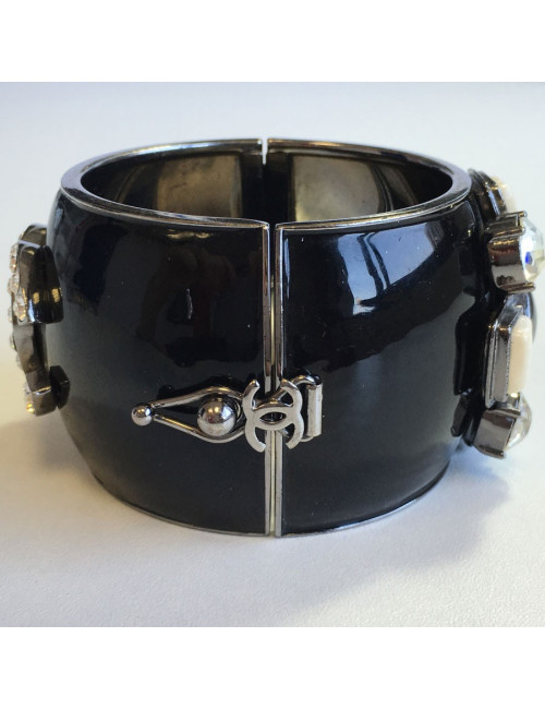 Manchette CHANEL noire couture