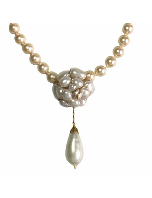 Collier camélia MARGUERITE de VALOIS en perles nacrées ivoire