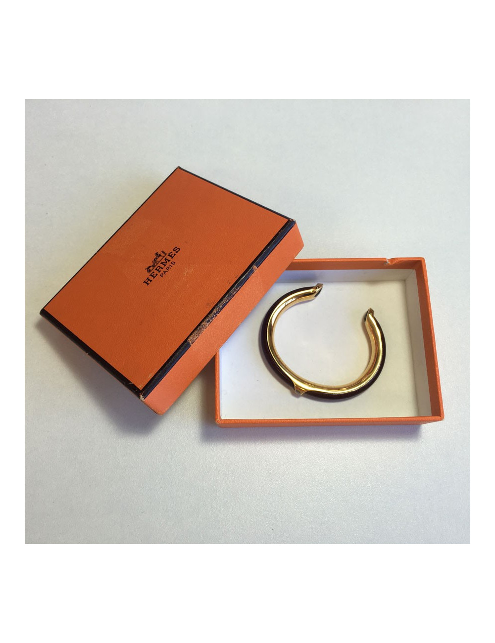 xxx Bracelet  jonc HERMES cuir et.....