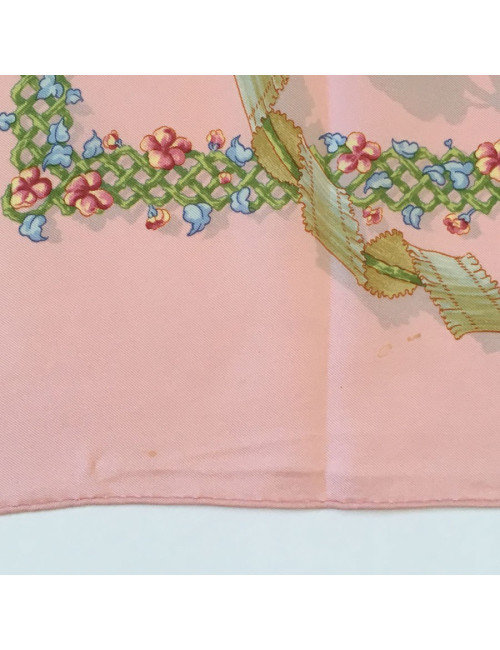 Hermès "The coronation of spring" in pink silk