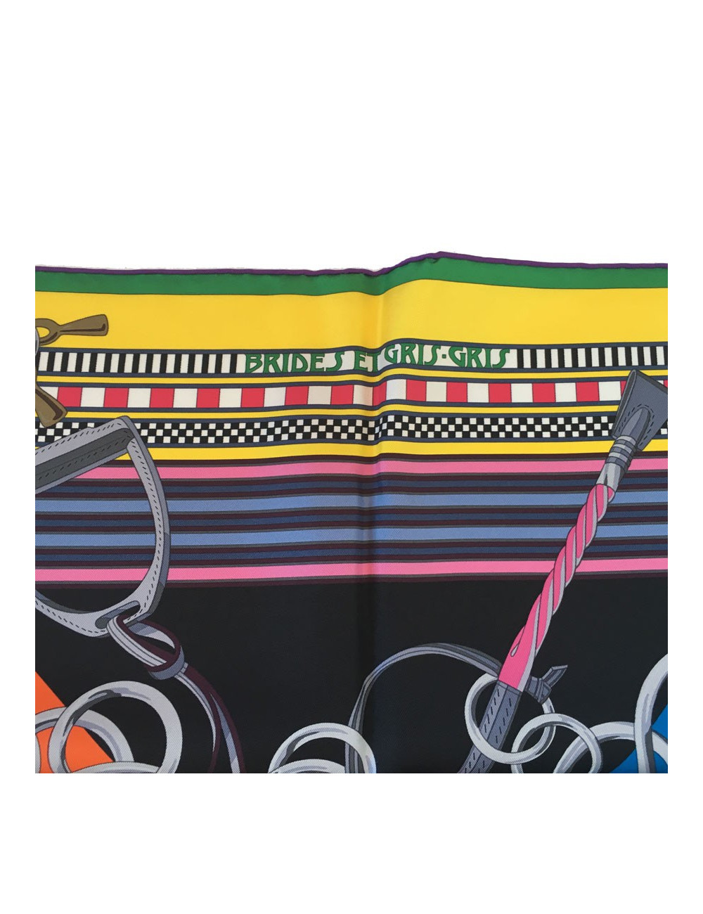 Carré HERMES ""Brides et gris-gris" en soie noir, orange et jaune vif