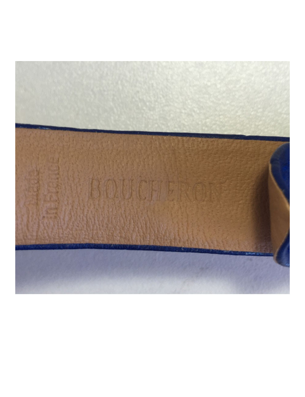 PILE A CHANGER Montre BOUCHERON en acier et cuir