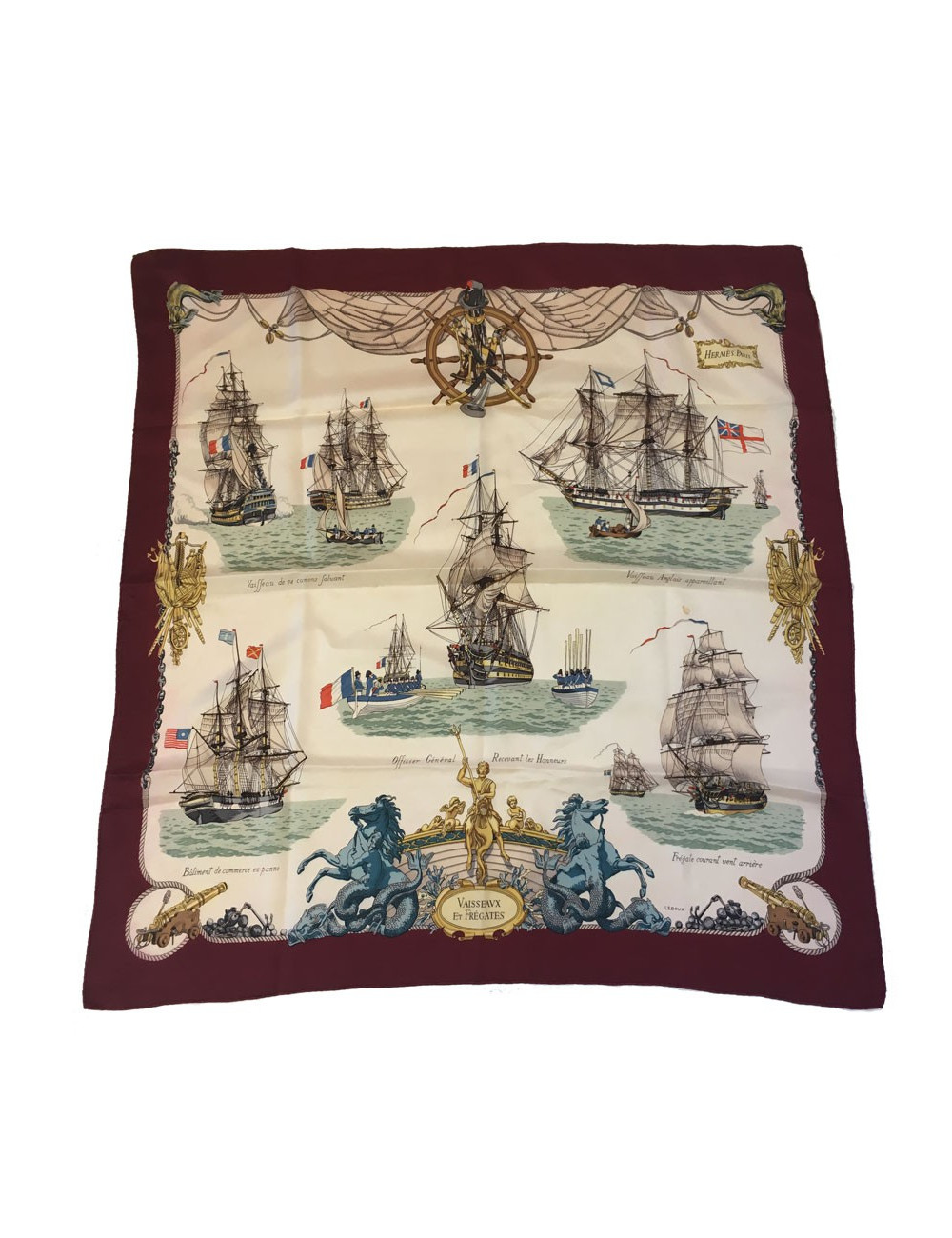 xxx Carré HERMES "Vaisseaux et Frégates" en soie ivoire et bordeaux
