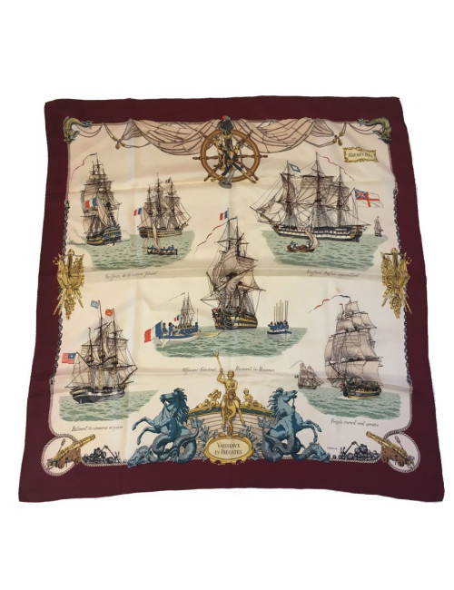 xxx Carré HERMES "Vaisseaux et Frégates" en soie ivoire et bordeaux
