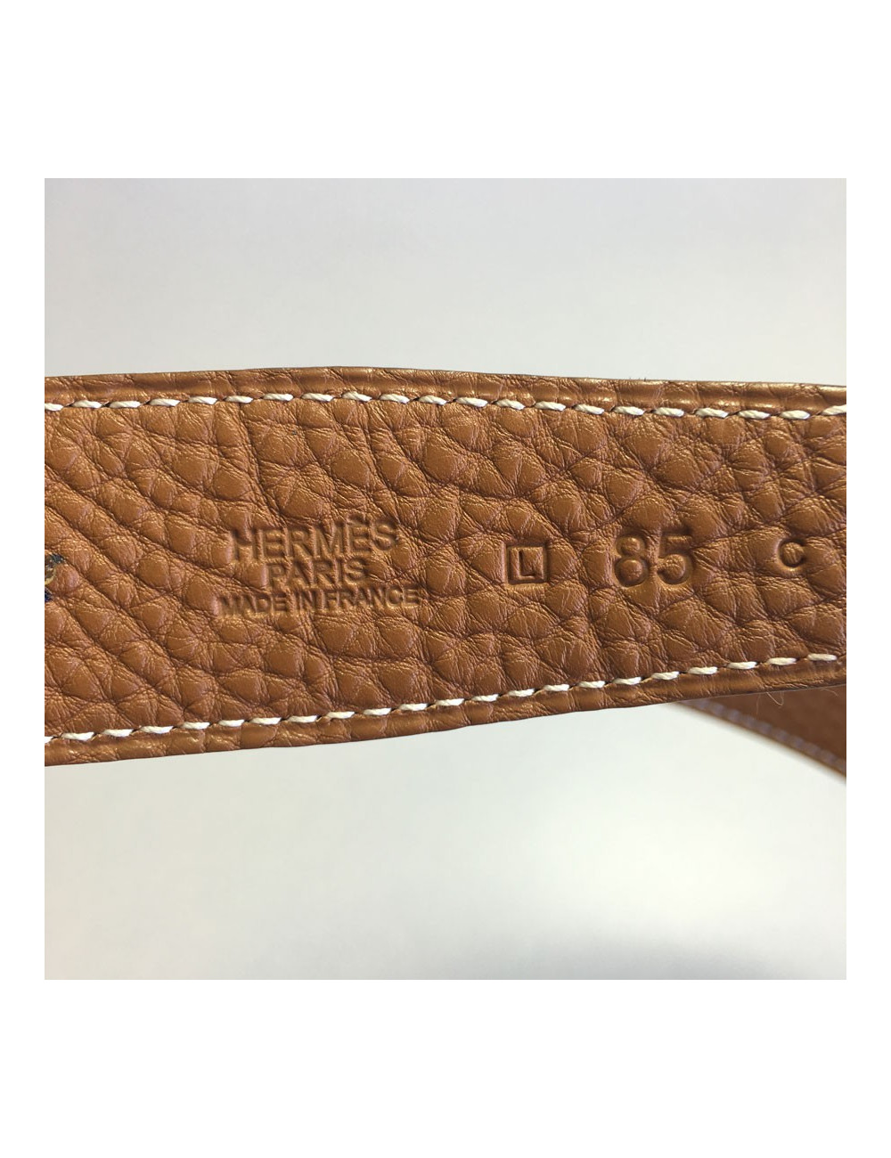 Ceinture HERMES T 85 réversible en cuir box noir et cuir togo gold
