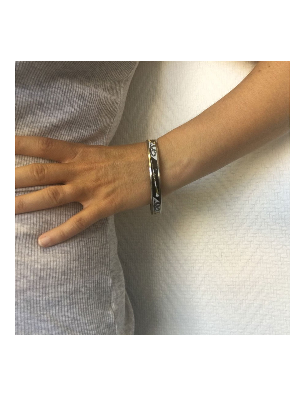 xxx Bracelet HERMES en émail  PM