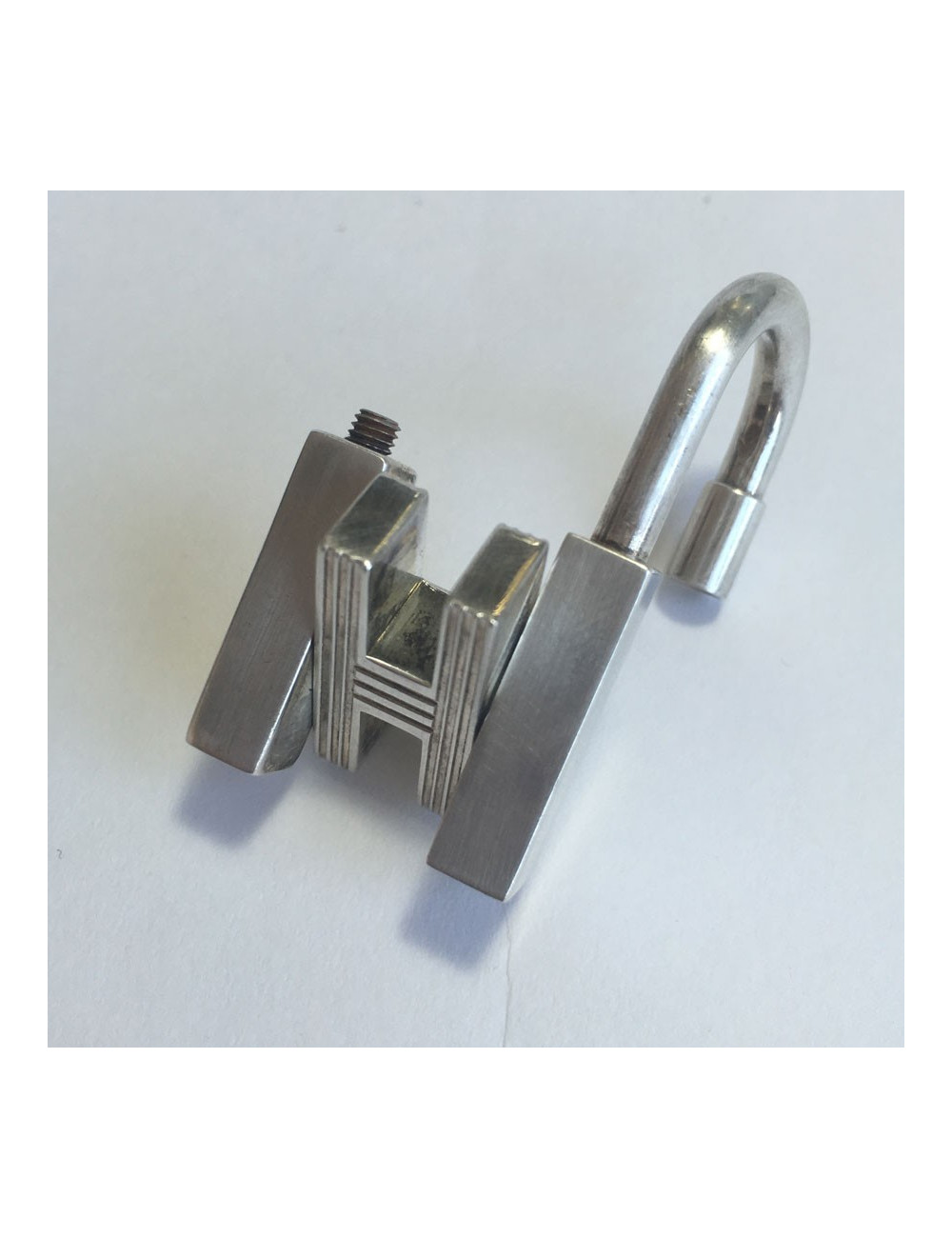 Collier HERMES lien en cuir noir et cadenas en argent