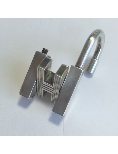 Collier HERMES lien en cuir noir et cadenas en argent