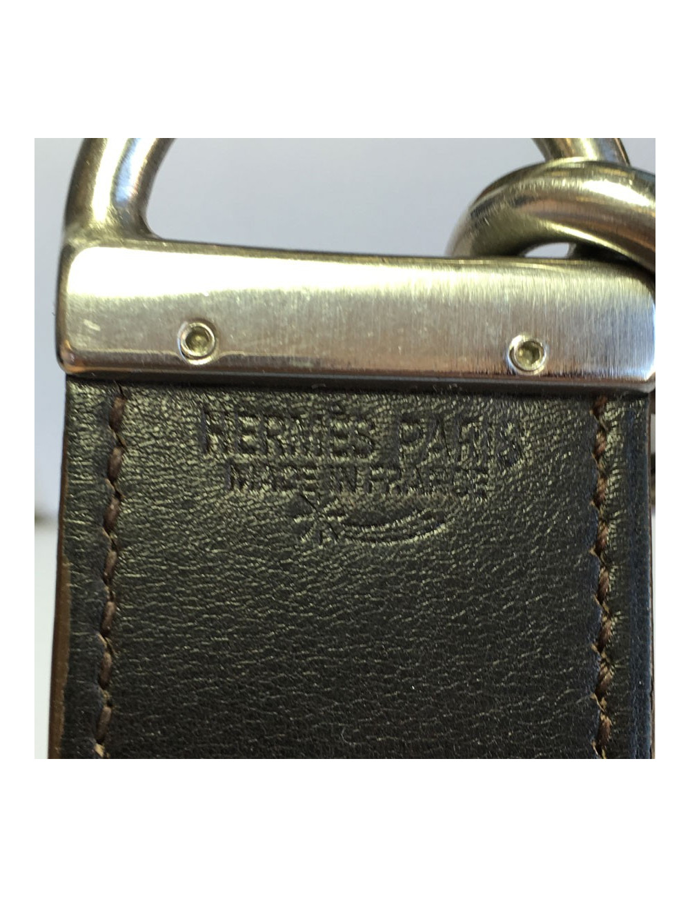 Ceinture HERMES en cuir lisse chocolat et fermoir en T argenté