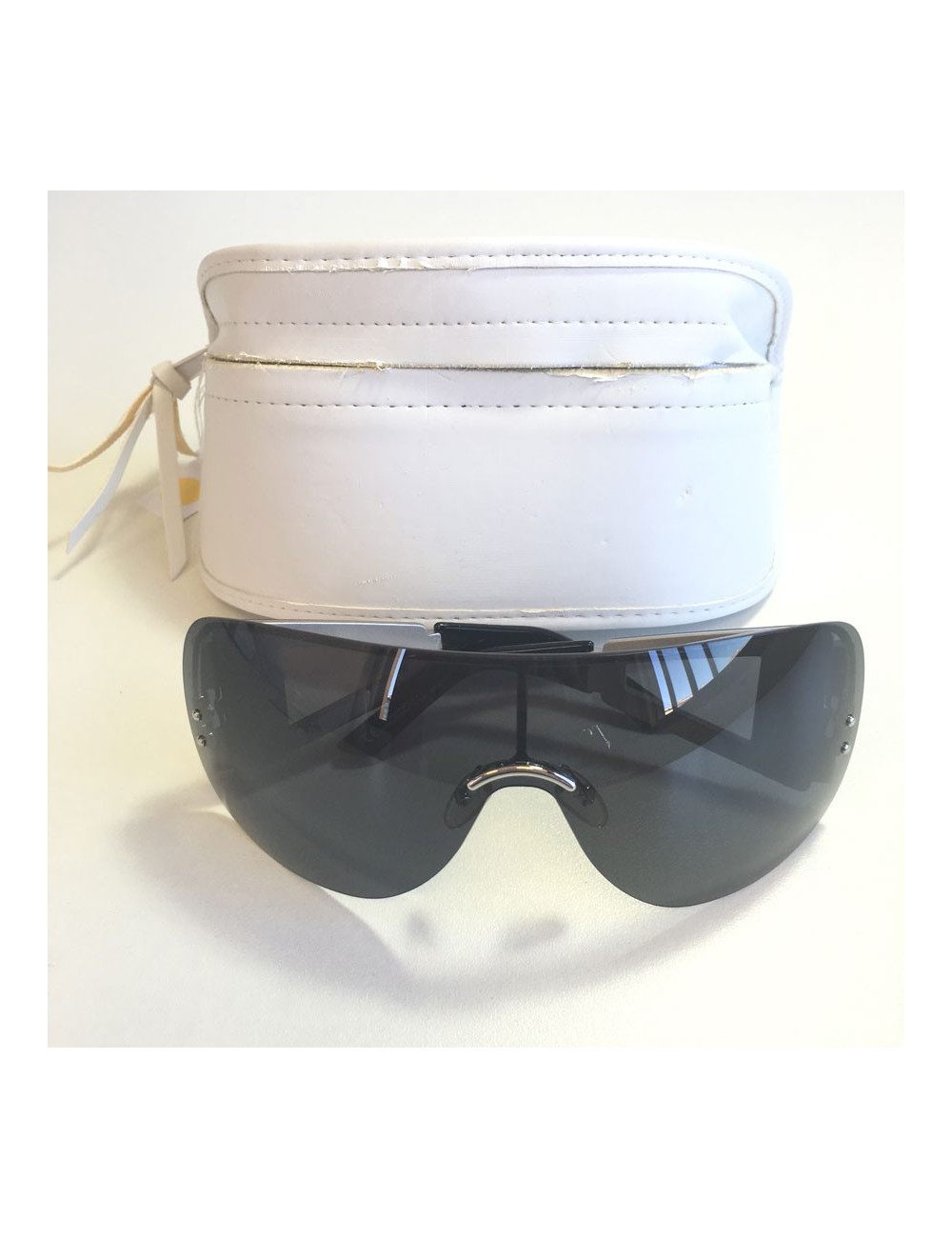 Lunettes de soleil DIOR larges en métal