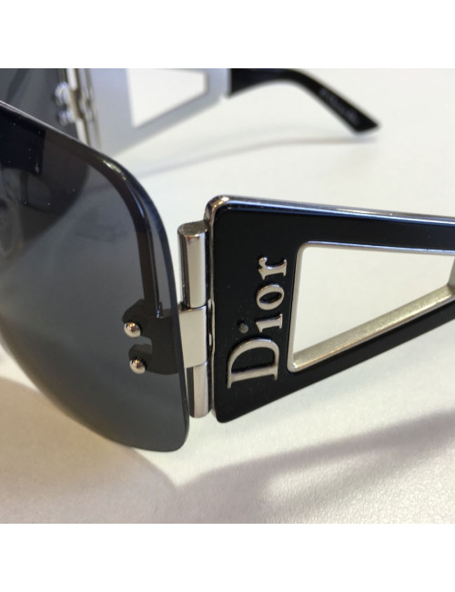Lunettes de soleil DIOR larges en métal