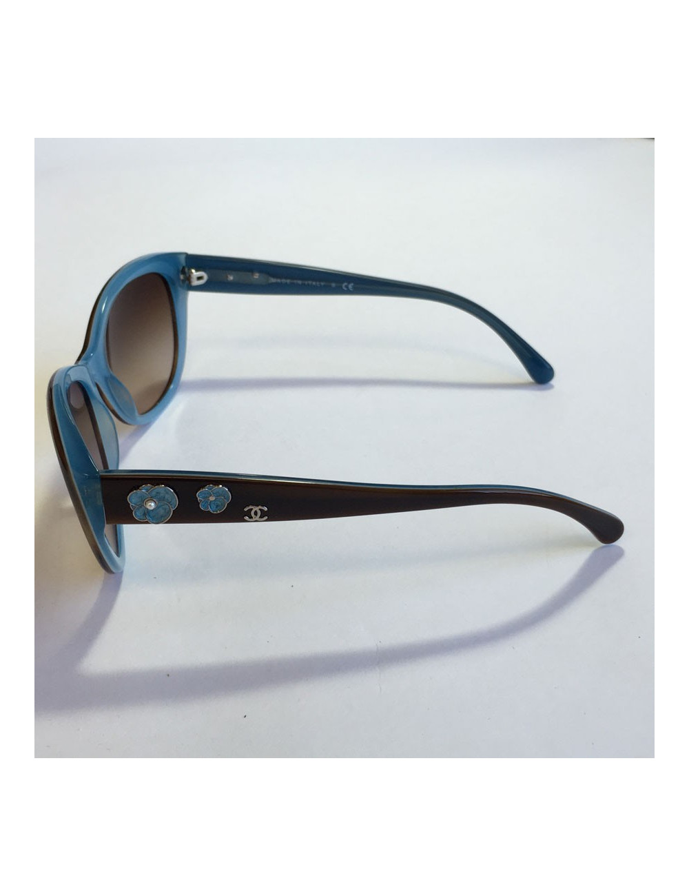 CHANEL sunglasses in Brown and blue two-tone plexi