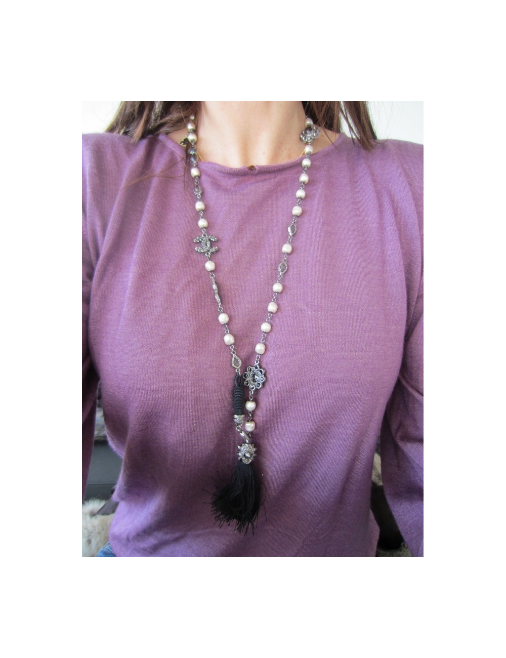 Sautoir long noir Pompon CHANEL