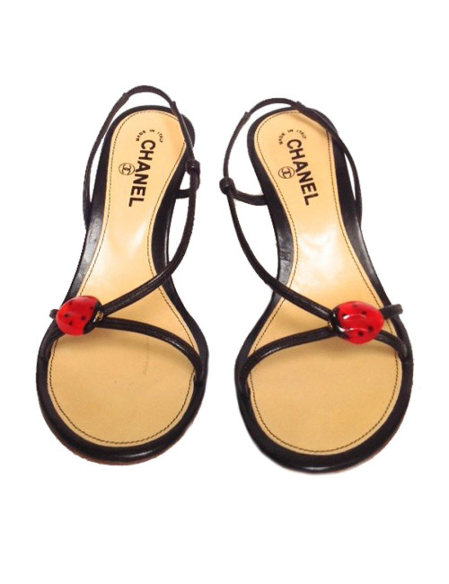 Sandales hautes CHANEL t.39.5 en cuir et bois foncé 