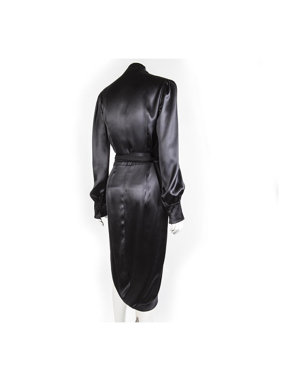 YVES SAINT LAURENT T 38 en black silk dress