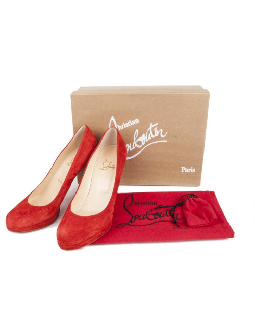 Escarpins LOUBOUTIN T 38.5 en veau velours