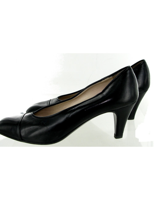 Escarpins classique noirs T41 CHANEL