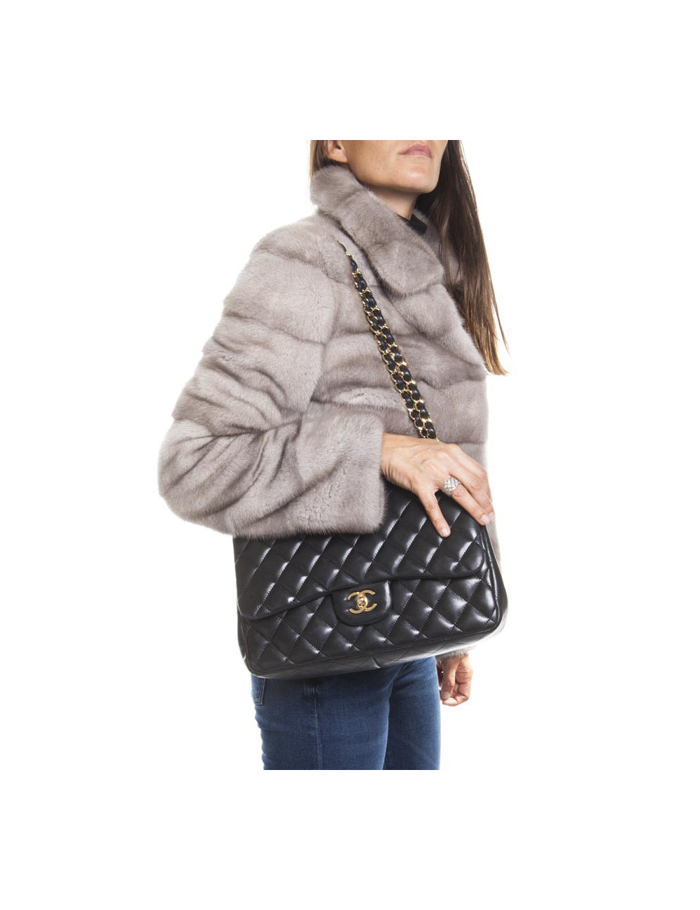 Sac Jumbo CHANEL en cuir lisse noir doré