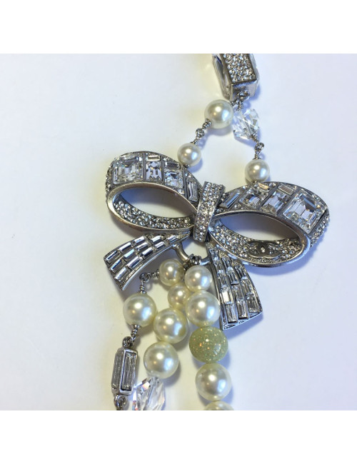 Sautoir CHANEL noeud avec brillants