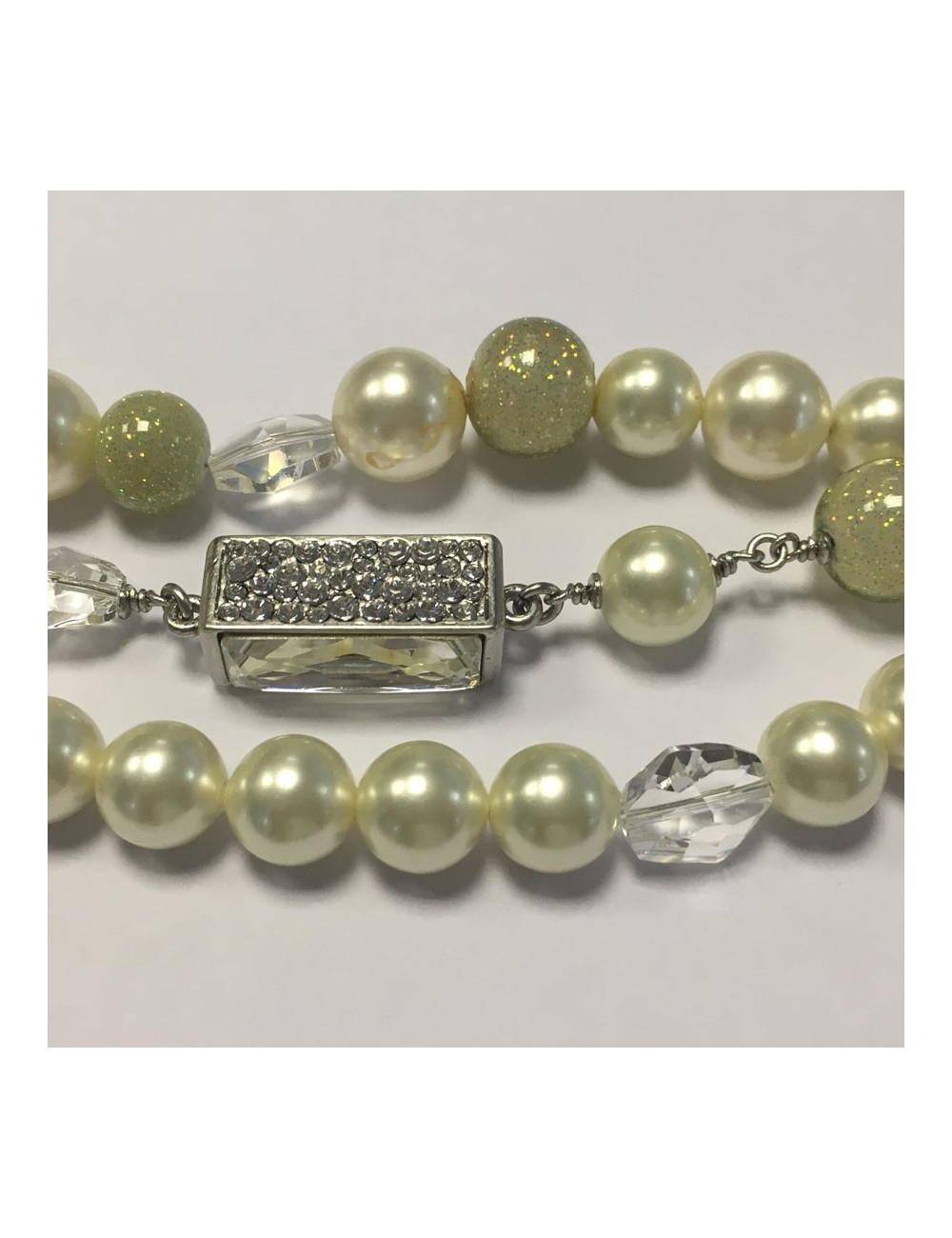 Sautoir CHANEL noeud avec brillants