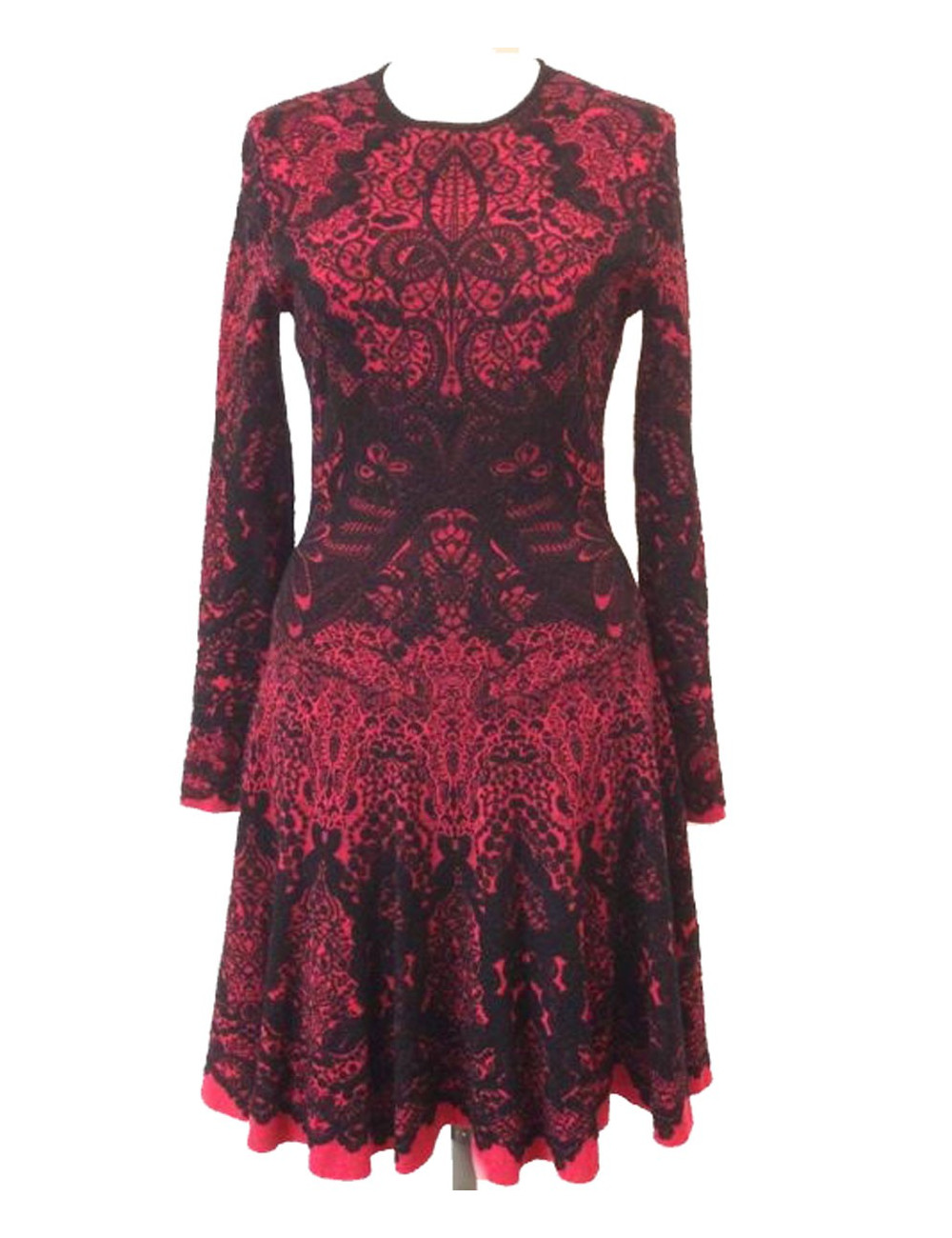 Robe ALEXANDER MCQUEEN rouge et noire T 