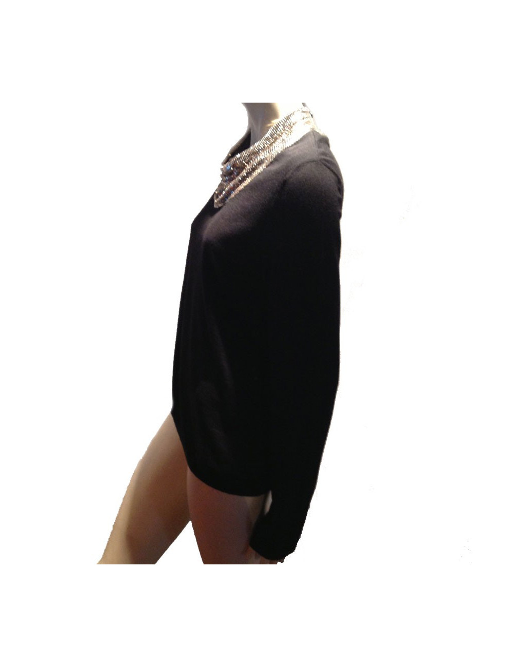 CHANEL sweater in black cashmere and removable neck chainmail