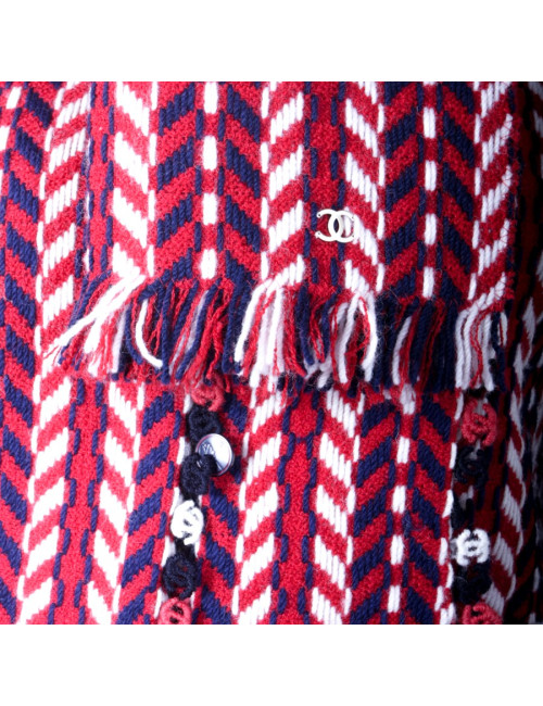 CHANEL T 38 jacket with his scarf