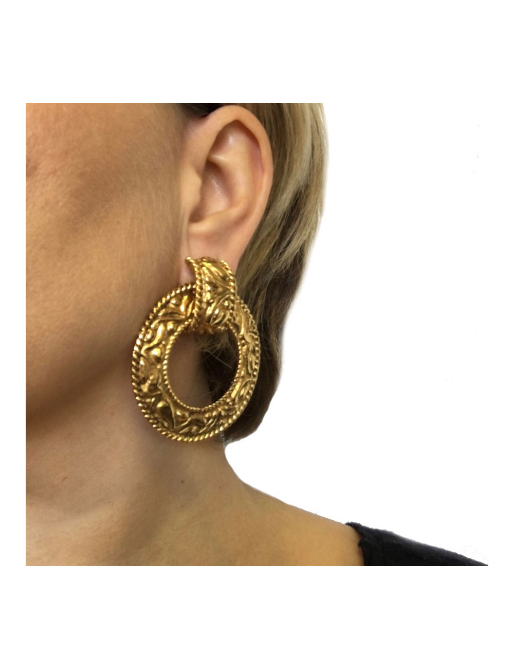 Boucles d'oreille clips CHANEL 