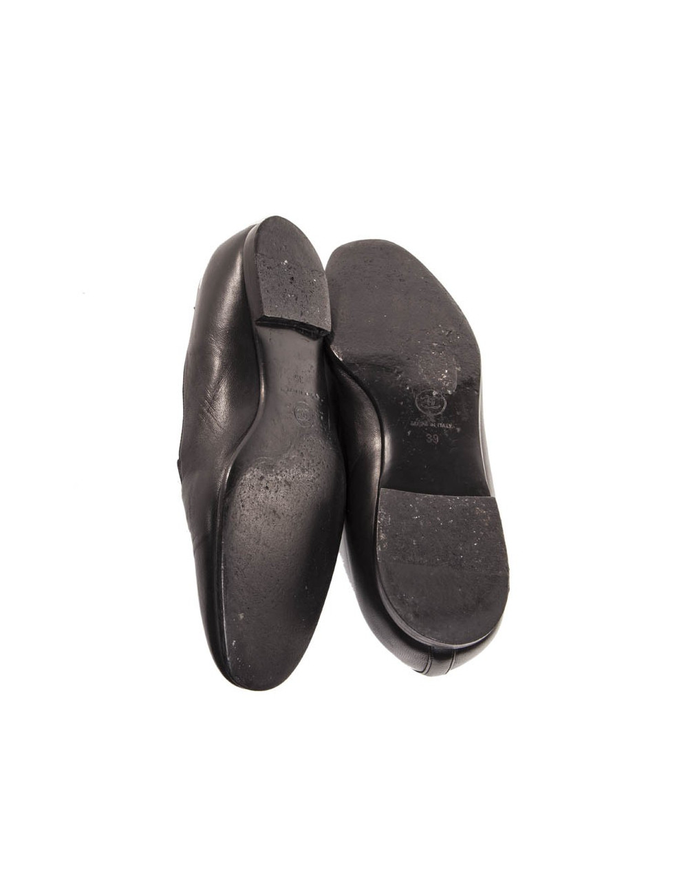 CHANEL T 39 EN black leather moccasins