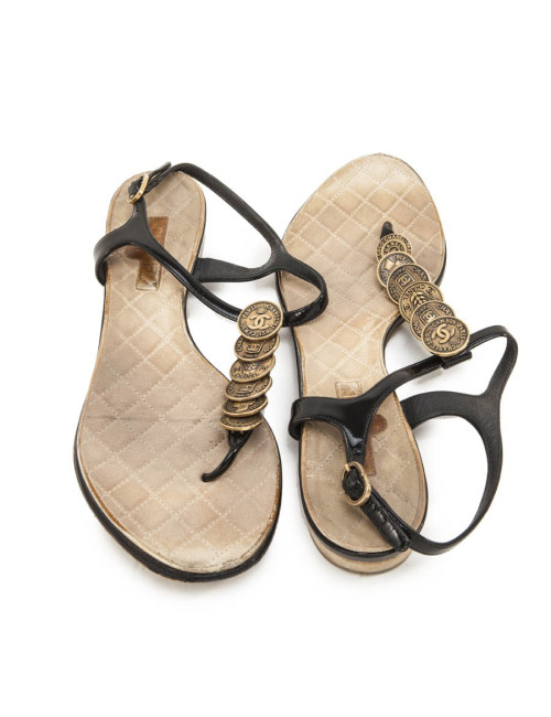 Mules CHANEL T 39.5 C cuir verni noir