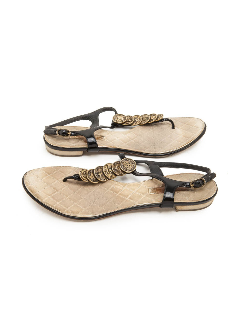 CHANEL T 39.5 C mules in black patent leather 