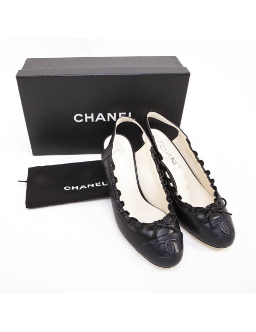 Escarpins CHANEL T 38.5 cuir noir 