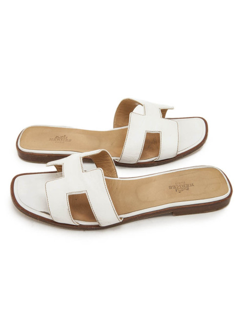Oran HERMES T 39.5 en White Leather mules