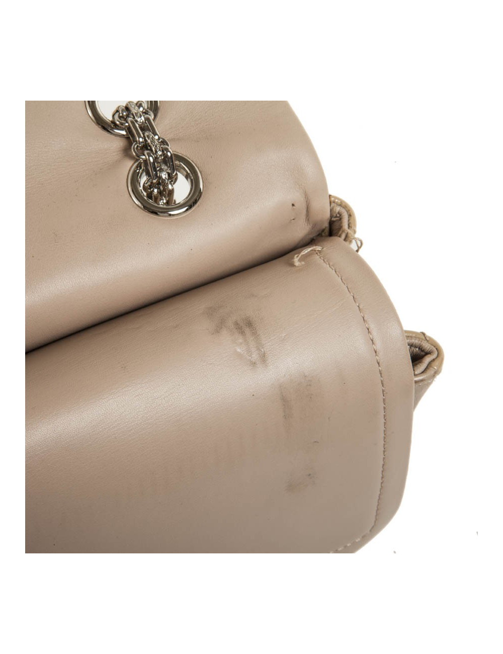 Jewelry beige patent leather CHANEL 2.55 bag money