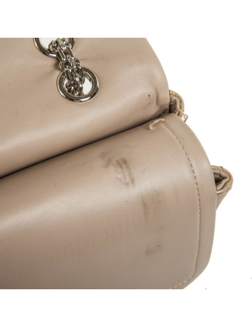 Sac 2.55 CHANEL cuir verni beige bijouterie argent