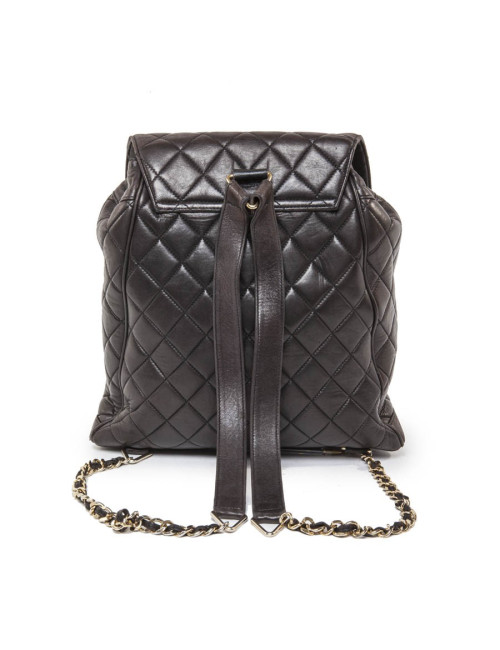 Sac à dos vintage CHANEL cuir matelassé marron