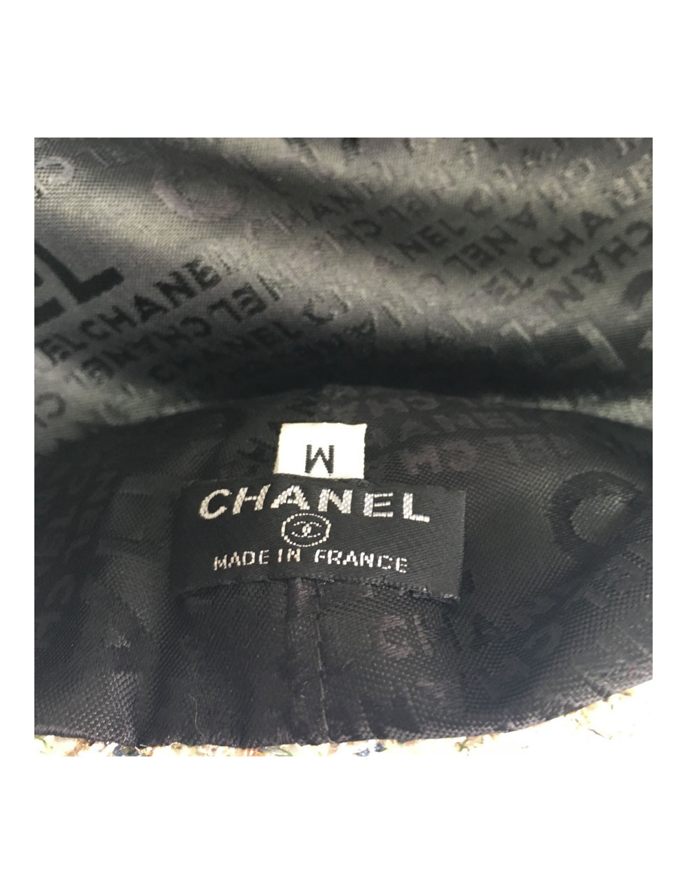 CHANEL size M tweed Cap