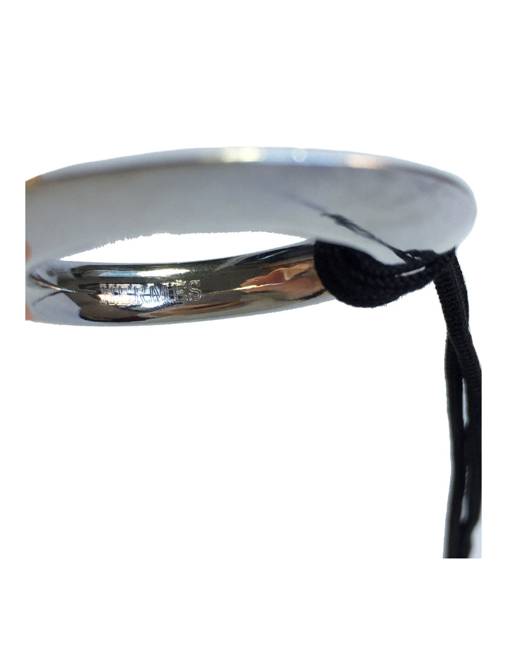 Collier HERMES pendentif en argent et lien en tissu noir