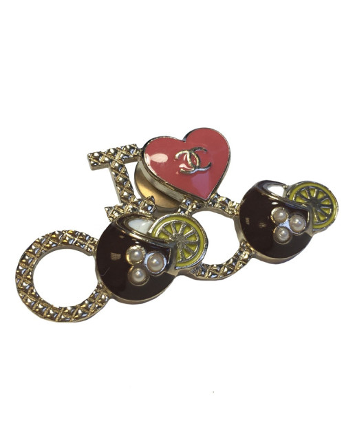 Pin's CHANEL 