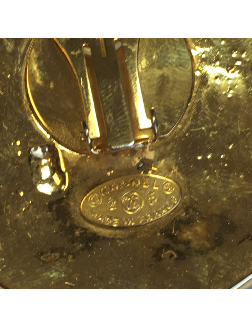 Boucles d'oreille clips CHANEL perle nacrée Vintage