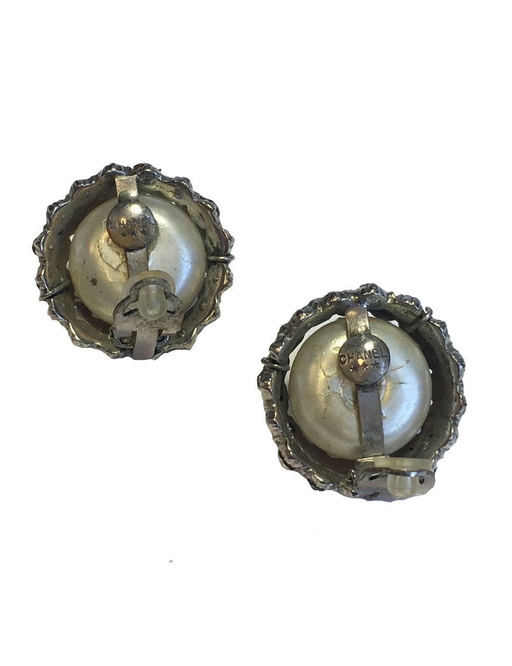 Boucles d'oreille clips CHANEL perle nacrée Vintage