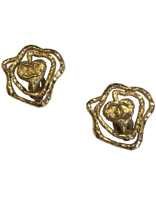 CHANEL Vintage clip-on earrings in gilt metal