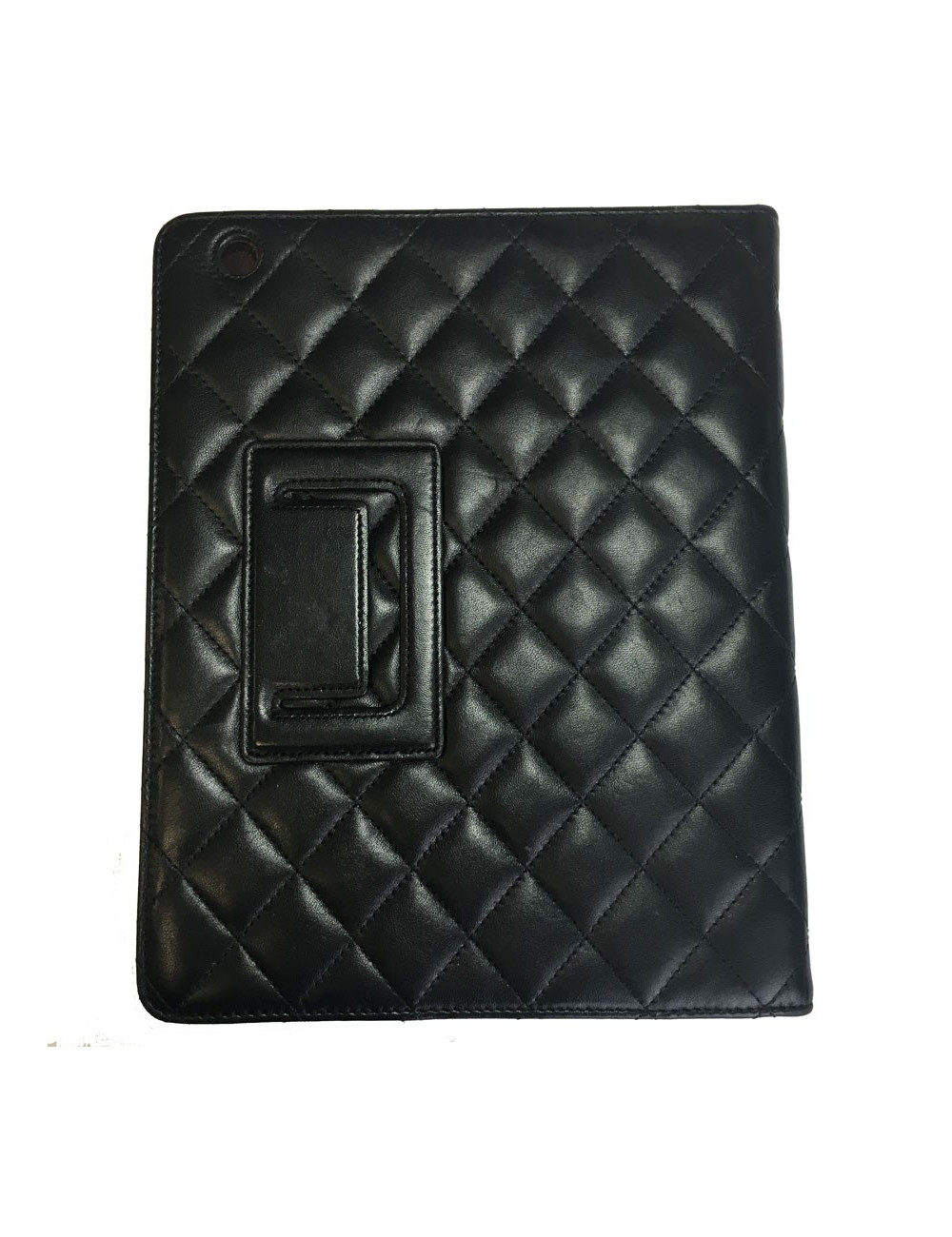 xxx Etui IPAD CHANEL en cuir matelassé noir